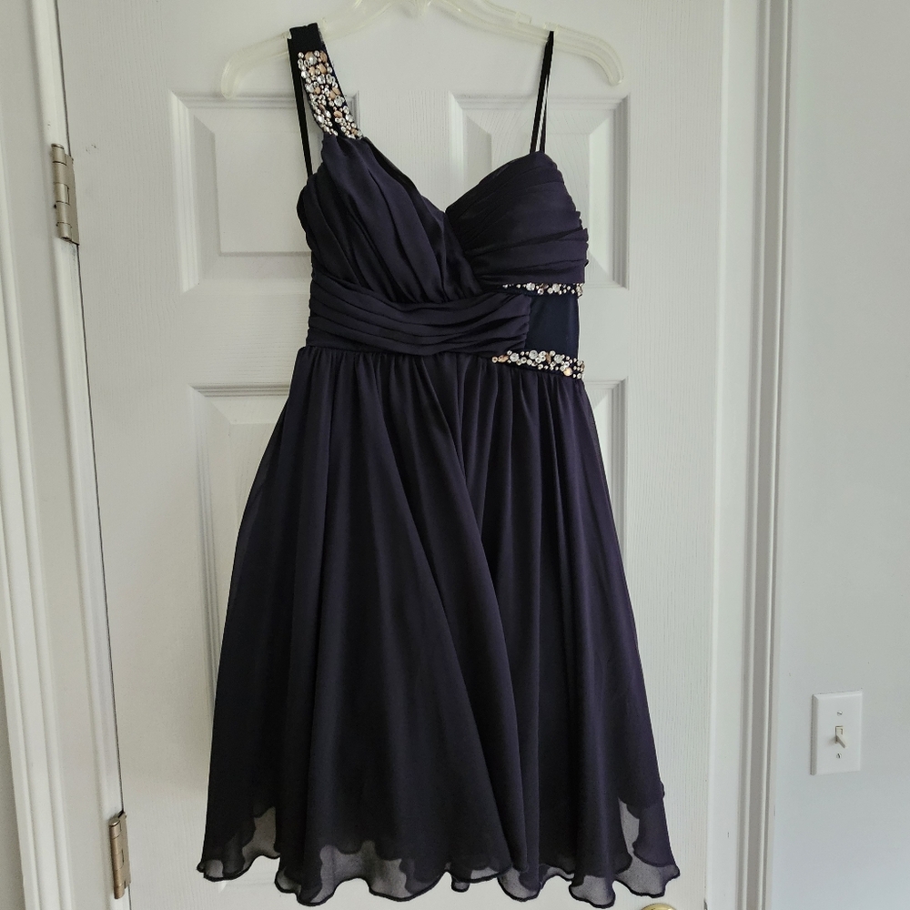 Elegant Deep Purple Evening Dress with Embellishments Sz 3